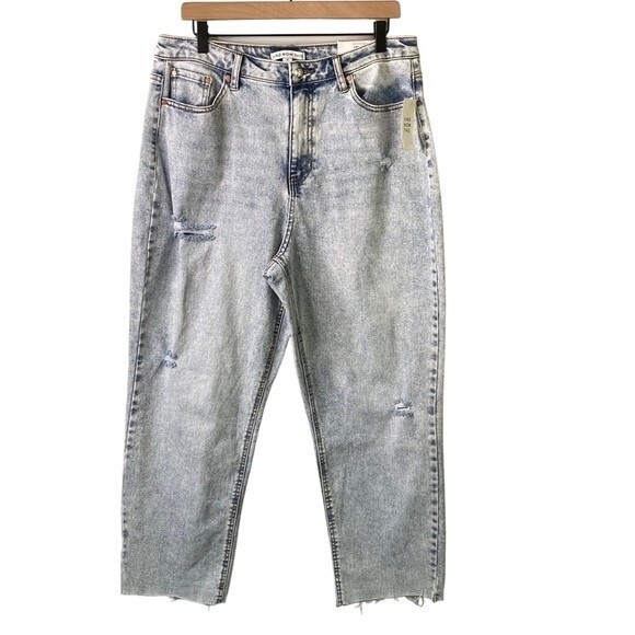 AND NOW THIS High-rise Straight Leg Mom Ankle Jeans Distressed Frayed Hem Holes - Picture 1 of 16